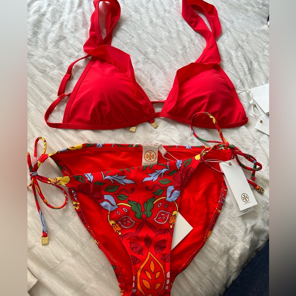 Tory Burch swim wear. Size m top and L bottom. brand new!
